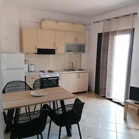 Alexis Apartments Pylos Exterior photo