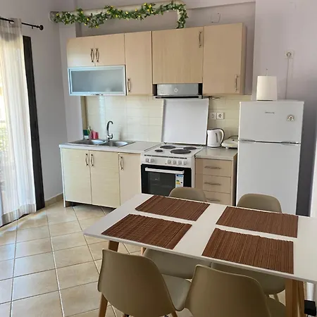 Alexis Apartments Pylos Exterior photo